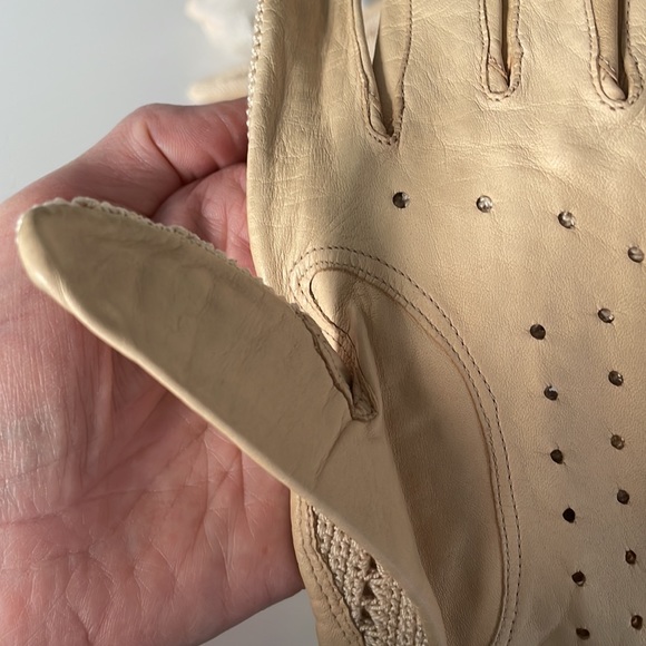 (2/$50) Vintage MCM Pullman England Cream Leather Gloves (Women's) - Medium - Picture 9 of 11